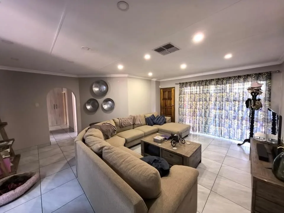 3 Bedroom Townhouse for sale in New Park