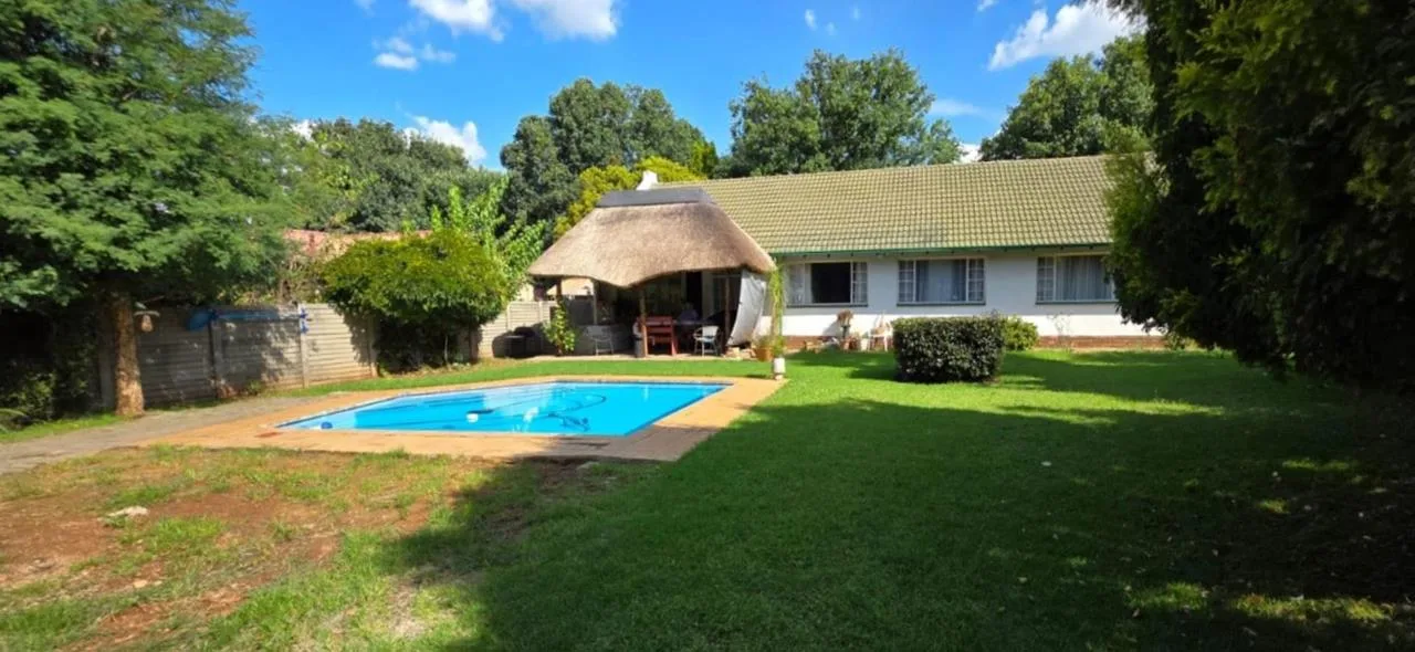 3 Bedroom House for sale in Vaalpark