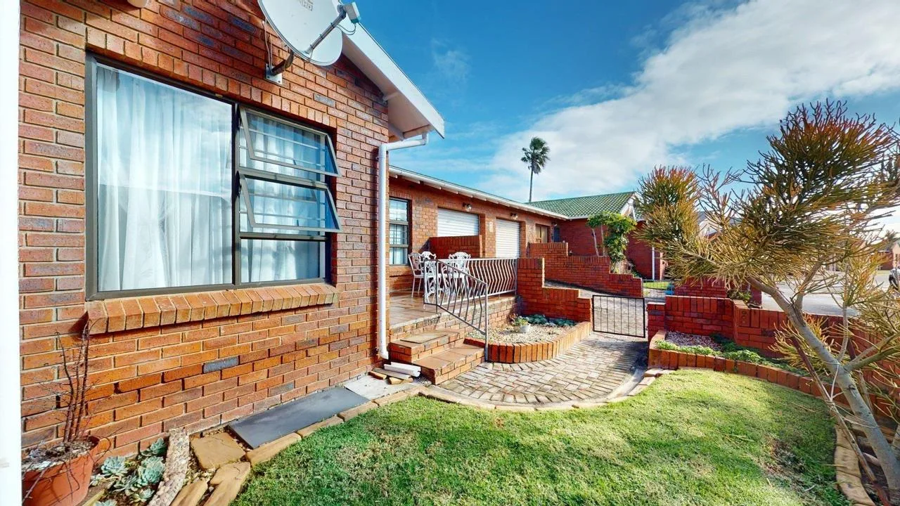 2 Bedroom Townhouse for sale in Sherwood