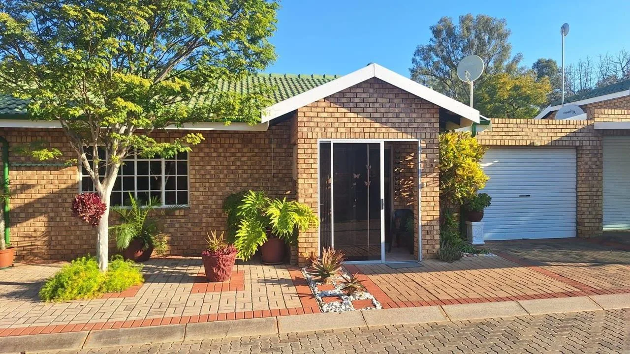 2 Bedroom Townhouse for sale in Bela Bela