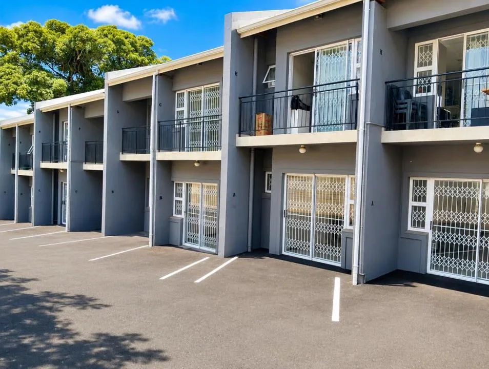 2 Bedroom Apartment / flat to rent in Berea West