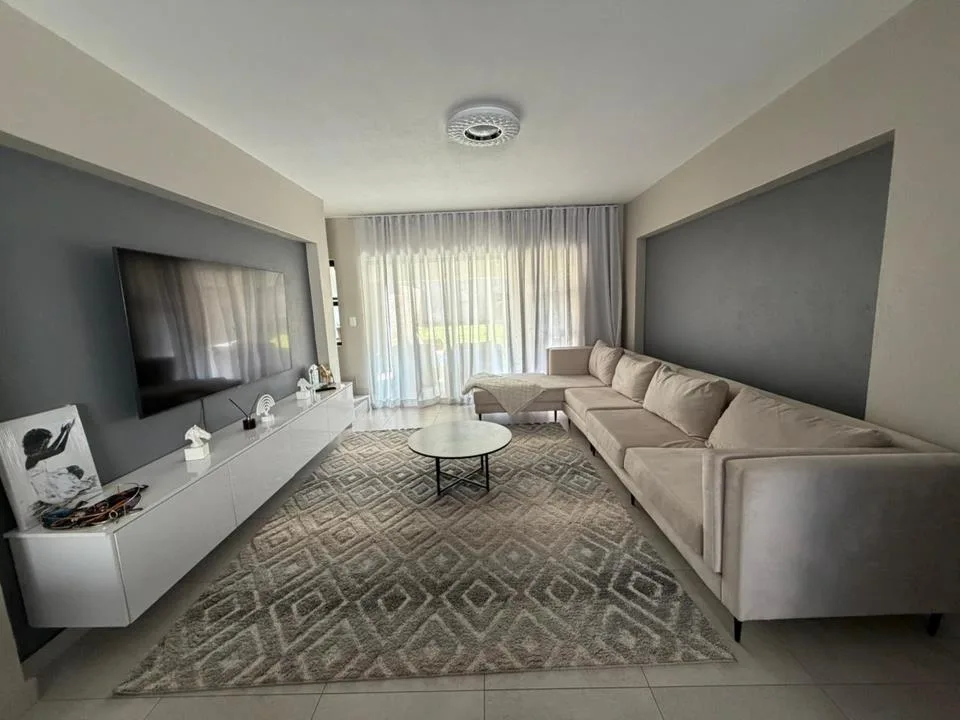 3 Bedroom Townhouse for sale in West Acres Ext 1