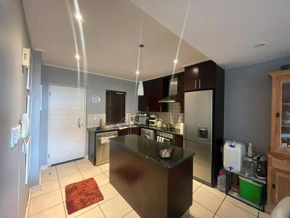 2 Bedroom Apartment / flat to rent in Morningside