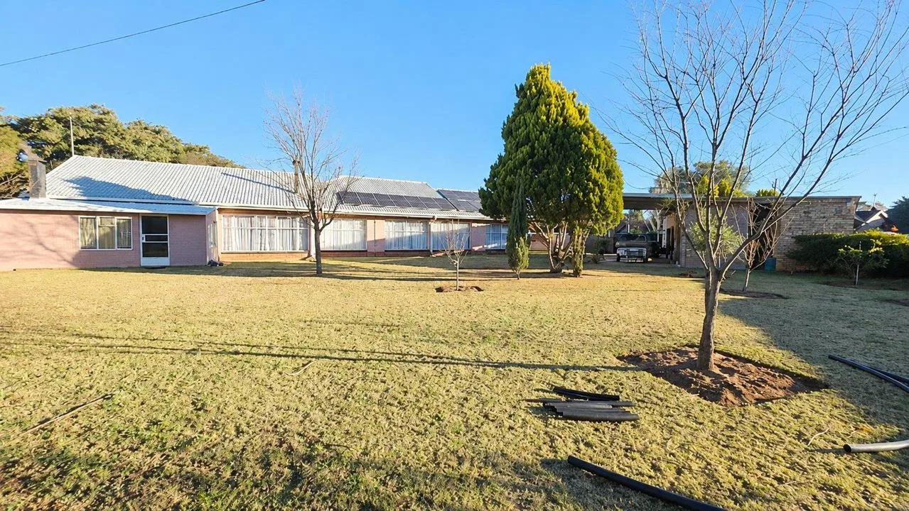 4 Bedroom House for sale in Flamwood