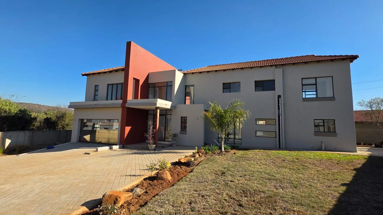 3 Bedroom House for sale in Ifafi