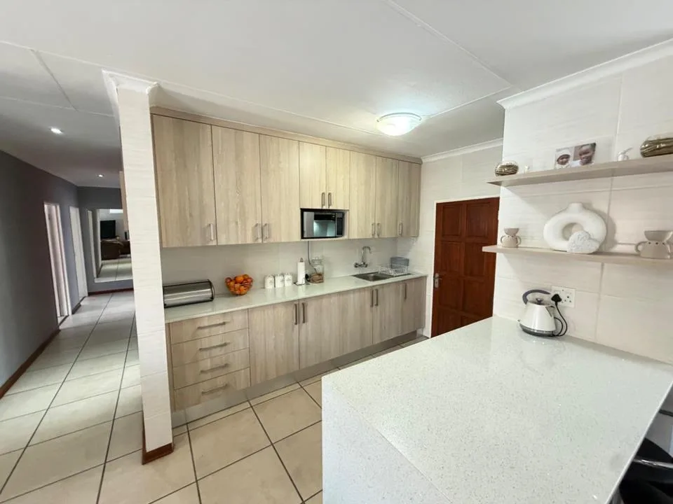 3 Bedroom Apartment / flat for sale in Debron