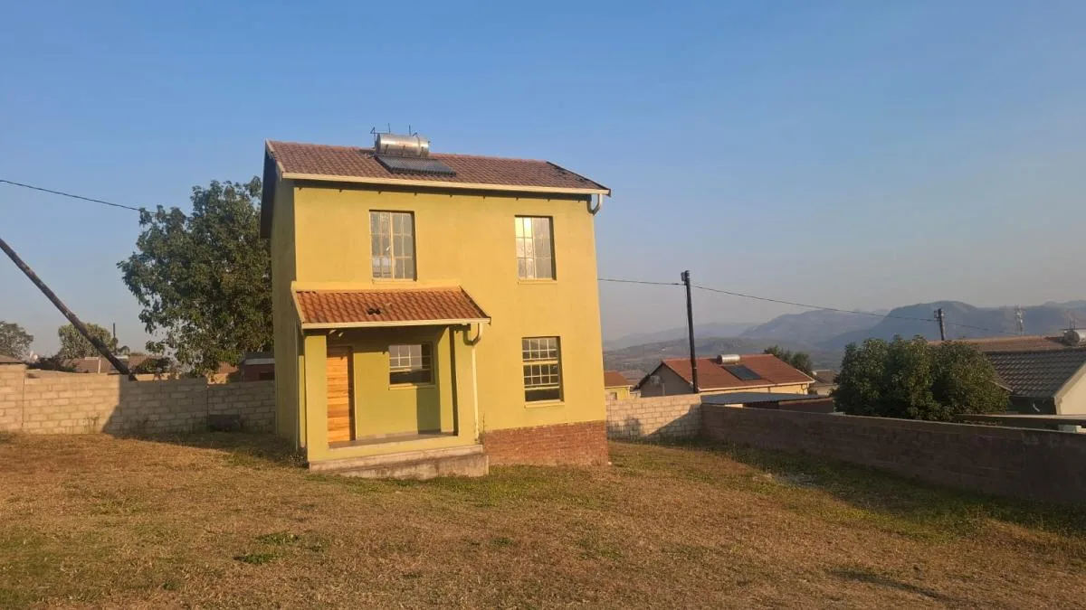 3 Bedroom House for sale in Karino