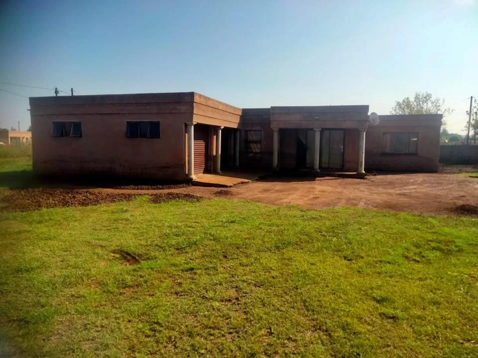 3 Bedroom House for sale in Kgabalatsane
