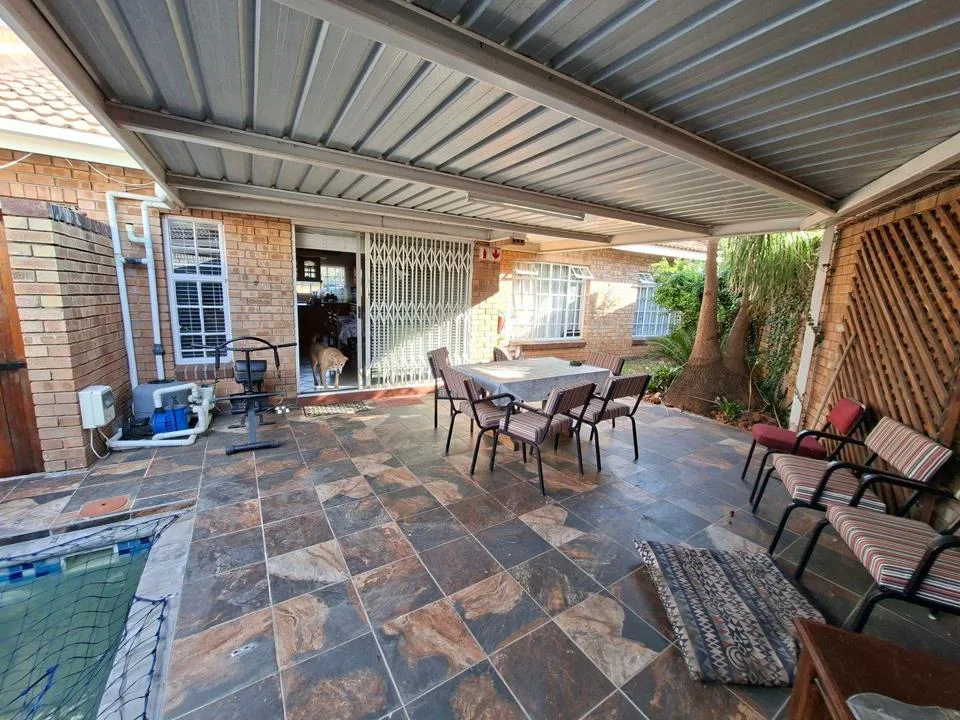3 Bedroom Townhouse for sale in Sterpark