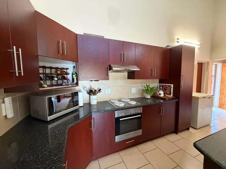 3 Bedroom Townhouse for sale in Bendor