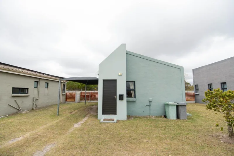 3 Bedroom House for sale in Parsonsvlei