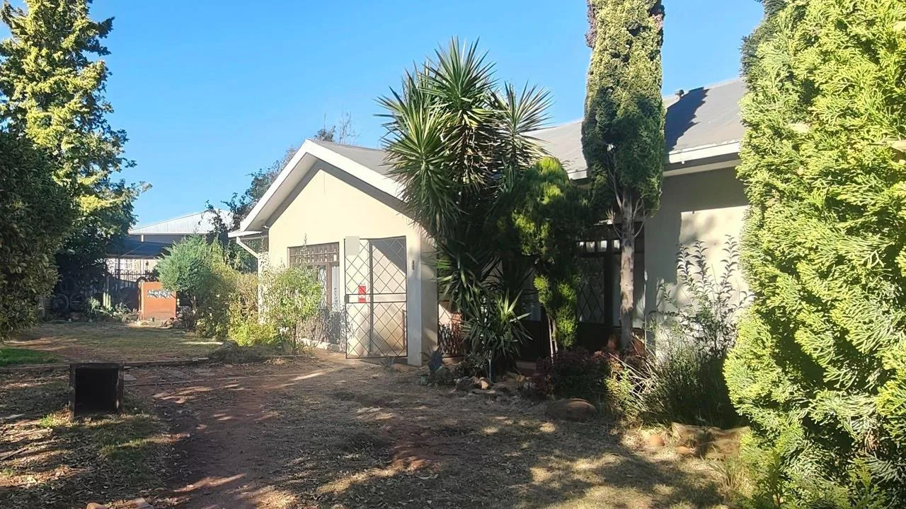 3 Bedroom House for sale in Brandfort