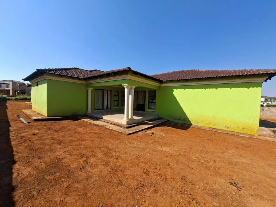 4 Bedroom House for sale in Aquapark