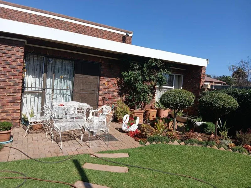 2 Bedroom Apartment / flat for sale in Oudorp