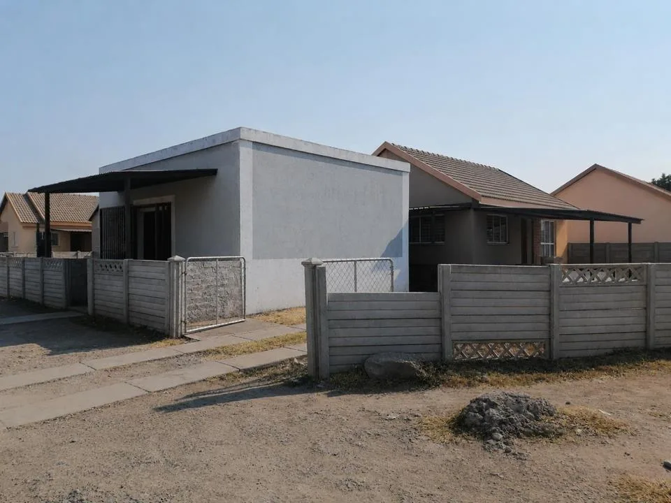 2 Bedroom House for sale in Freedom Park