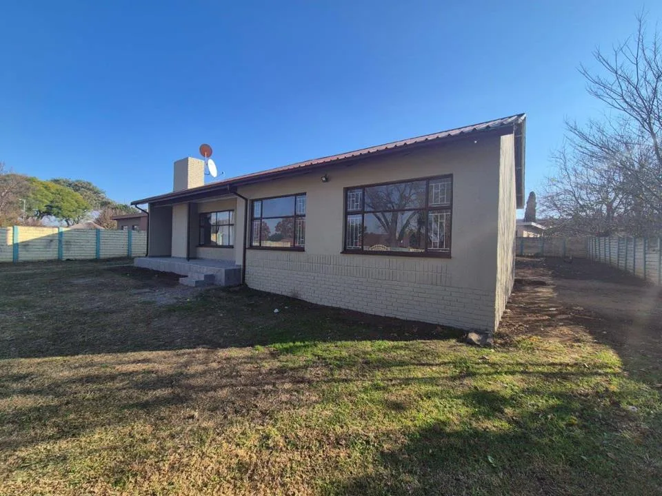 3 Bedroom House for sale in Amajuba Park