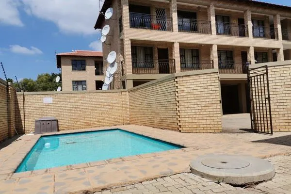 2 Bedroom Apartment / flat to rent in Bult South