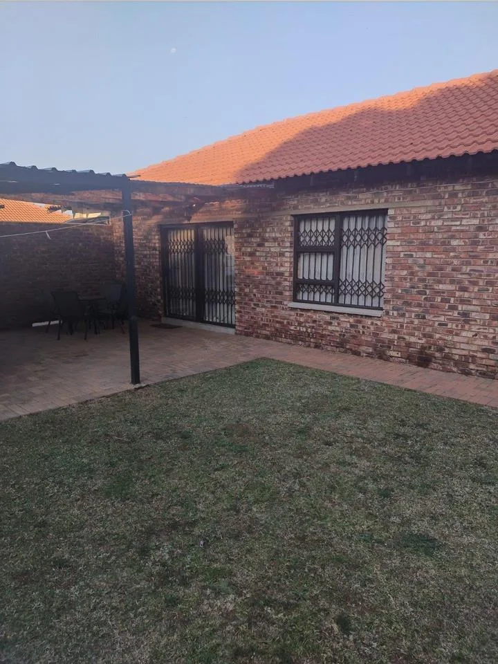 3 Bedroom Townhouse to rent in Flamwood