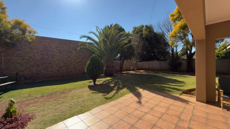 3 Bedroom House for sale in Stilfontein Ext 4