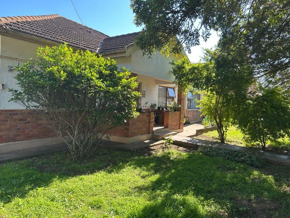4 Bedroom House for sale in Retief