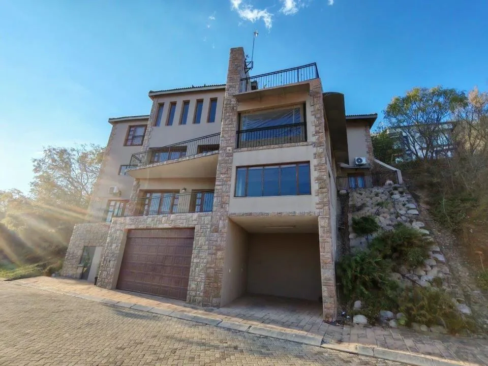 5 Bedroom House for sale in Fish Eagle Estate
