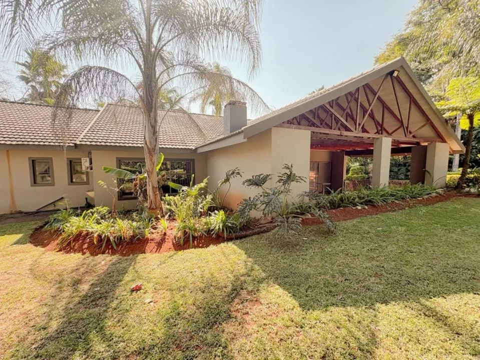 3 Bedroom House for sale in Aquapark