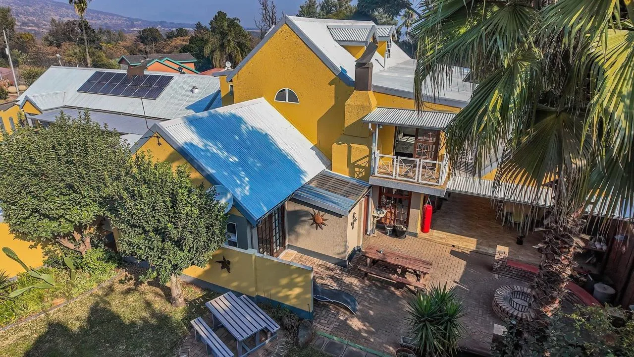 4 Bedroom House for sale in Meerhof