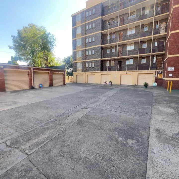 2 Bedroom Apartment / flat for sale in Witbank Ext 5