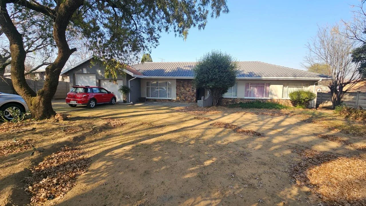 4 Bedroom House for sale in Sasolburg Ext 23