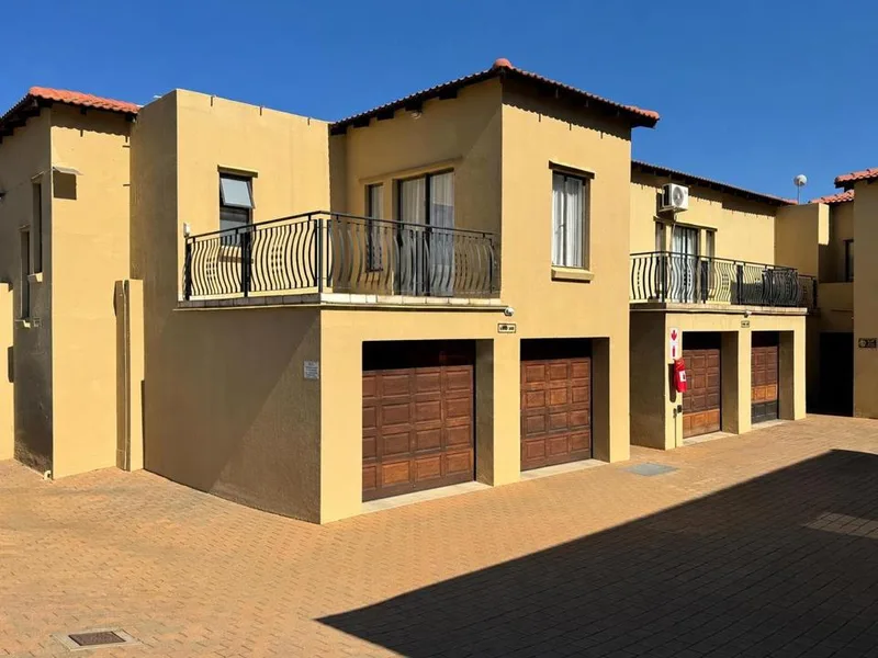 3 Bedroom Townhouse for sale in Melodie