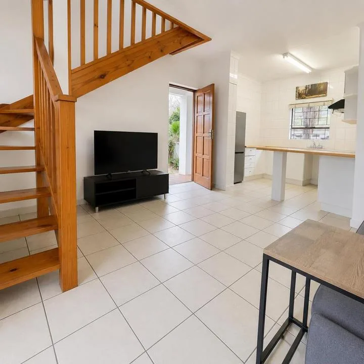 2 Bedroom Apartment / flat to rent in Morningside