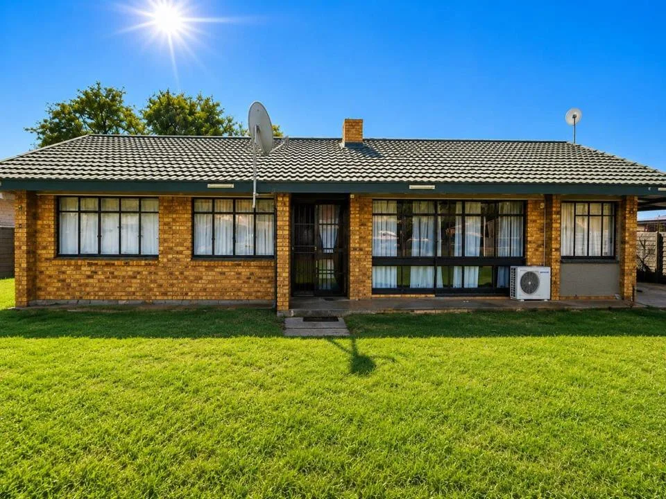 3 Bedroom House for sale in Allanridge