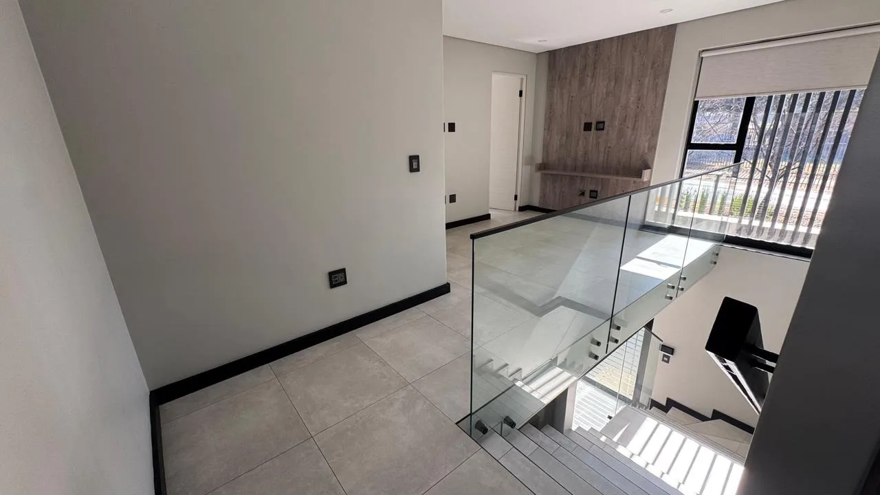 3 Bedroom Townhouse to rent in Bryanston