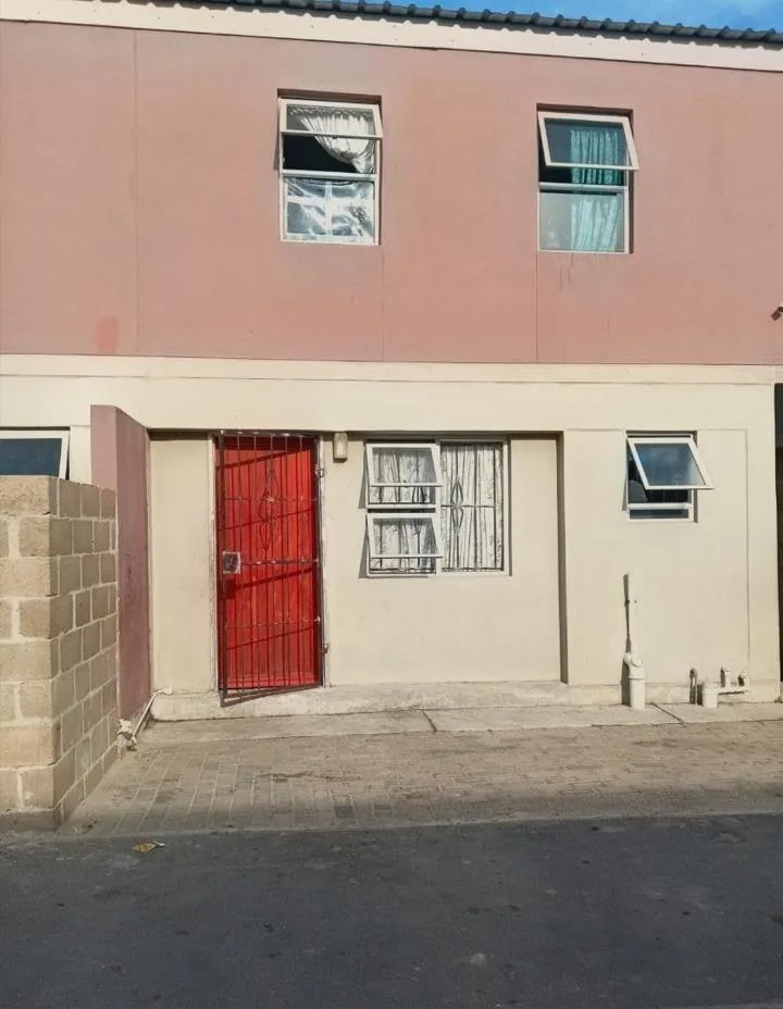 2 Bedroom House for sale in Forest Village