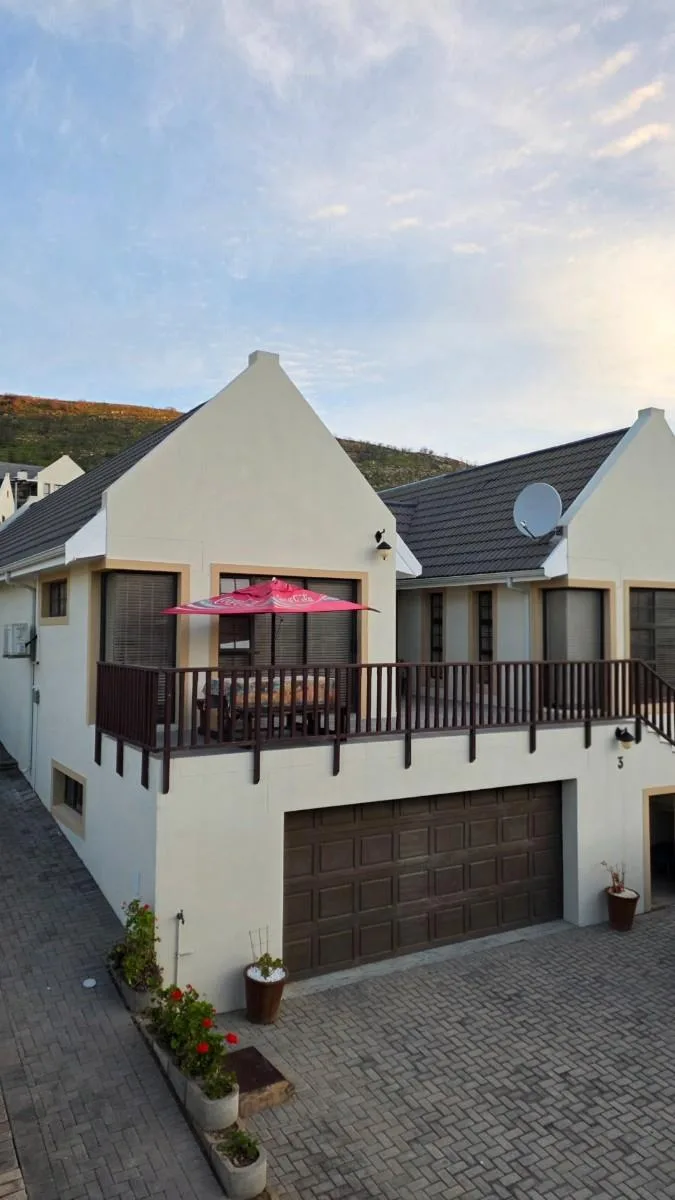 2 Bedroom House for sale in Vakansieplaas