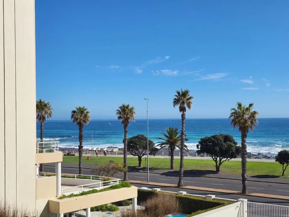 1 Bedroom Apartment / flat for sale in Sea Point