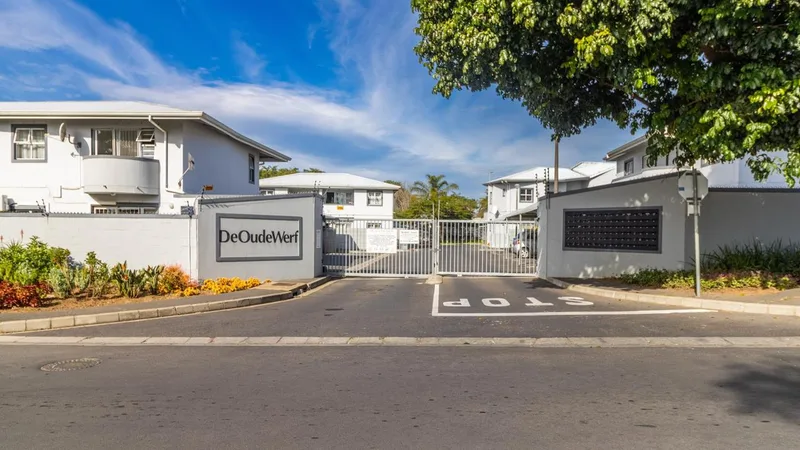 2 Bedroom Apartment / flat for sale in Paarl North