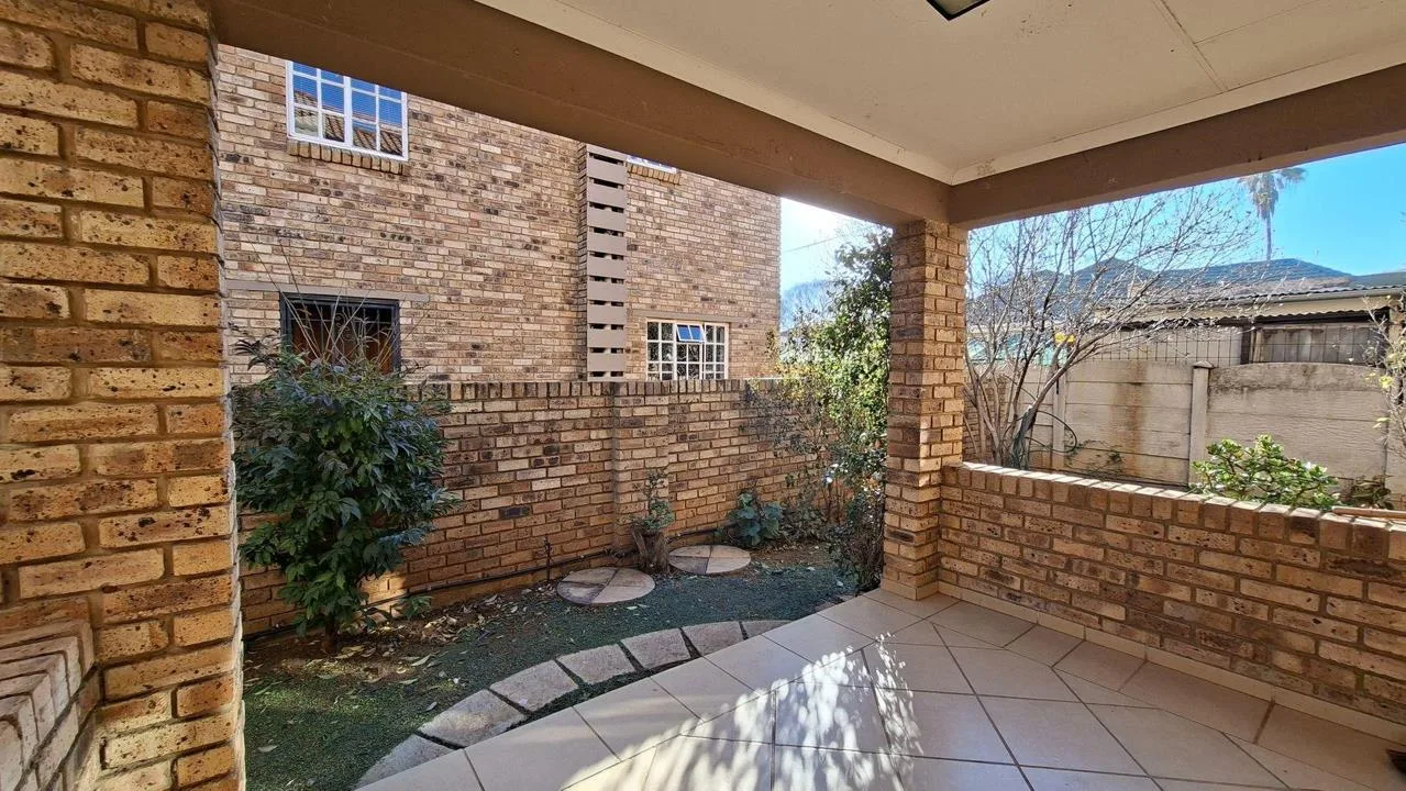 3 Bedroom Townhouse for sale in Potchefstroom Central