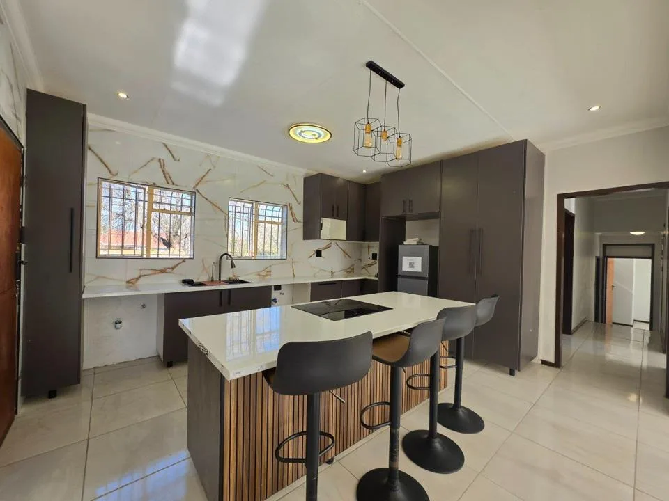 3 Bedroom House for sale in Sasolburg Ext 11