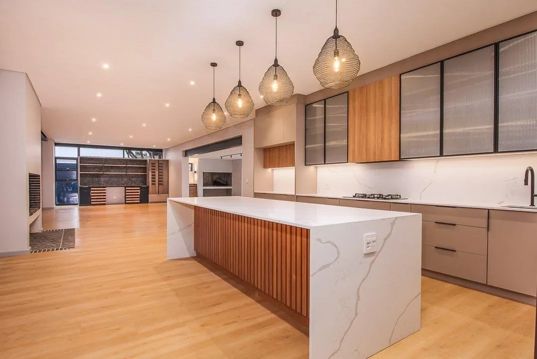 5 Bedroom House for sale in Die Boord