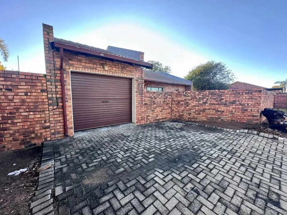 2 Bedroom House to rent in Reyno Ridge