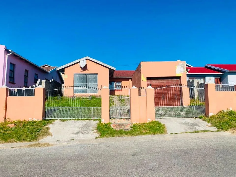 3 Bedroom House for sale in Kwamagxaki