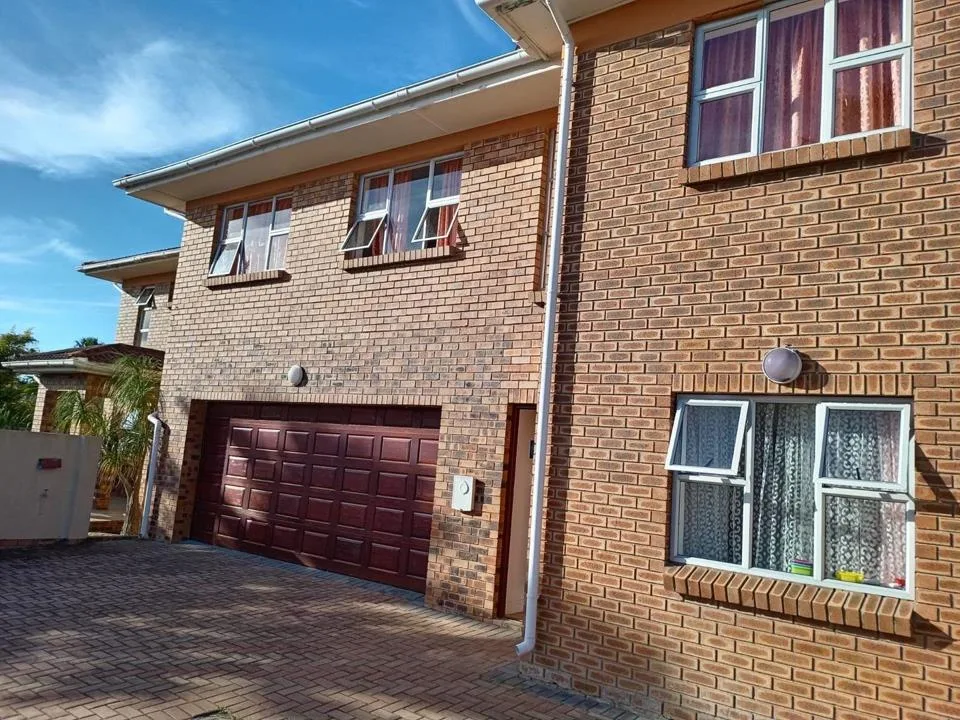 13 Bedroom House for sale in Summerstrand