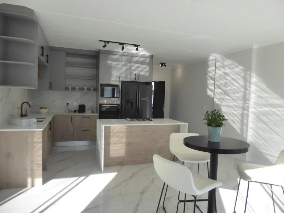 3 Bedroom Townhouse for sale in Sandown