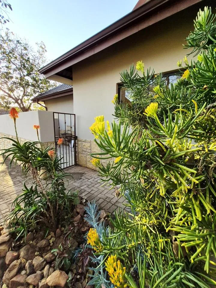 2 Bedroom House for sale in Koro Creek Golf Estate