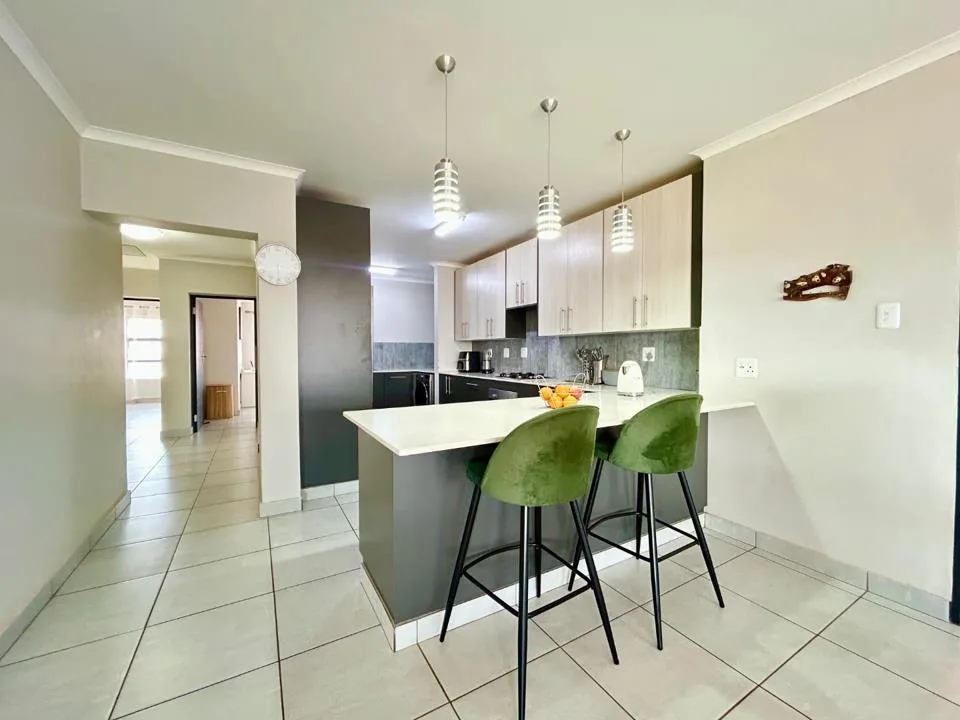 3 Bedroom Apartment / flat to rent in Melodie