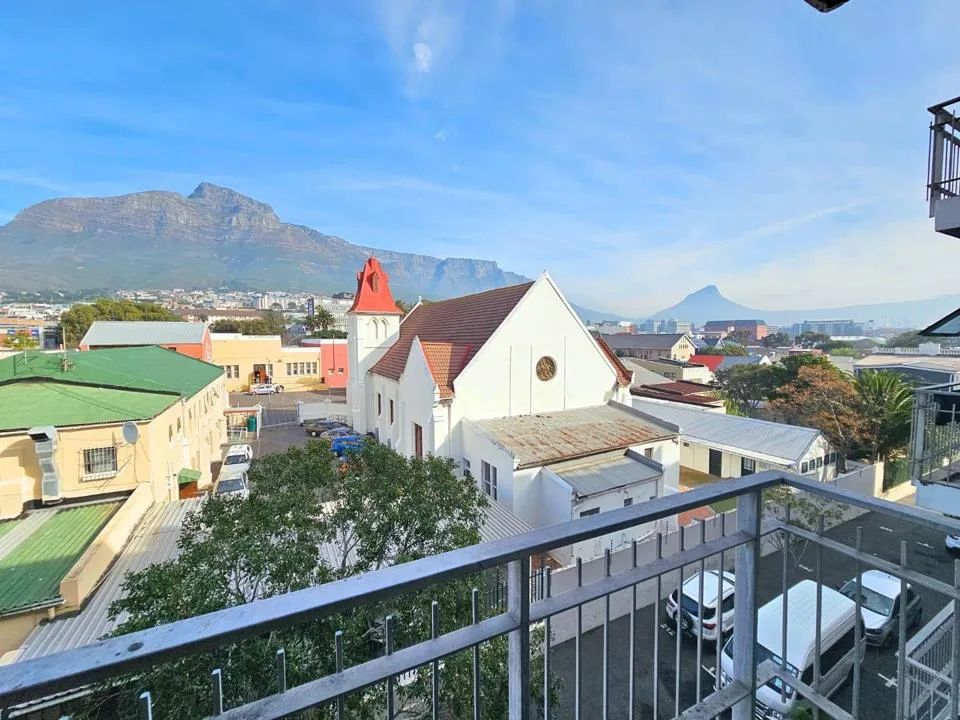 1 Bedroom Apartment / flat for sale in Woodstock