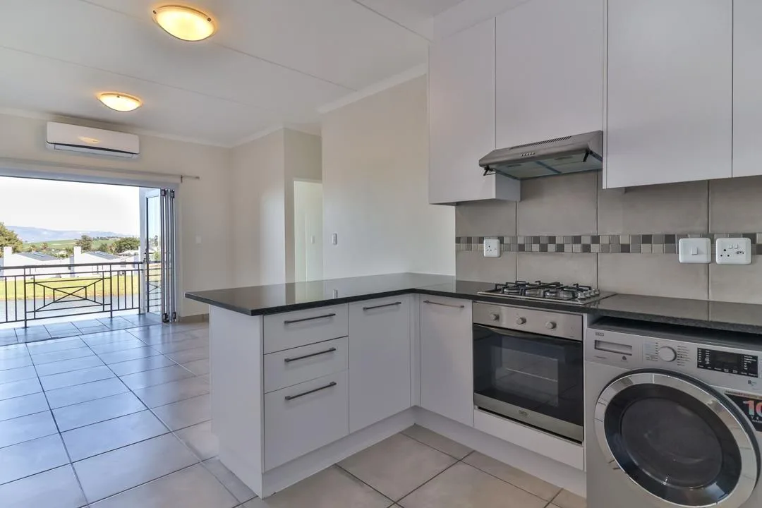2 Bedroom Apartment / flat for sale in Uitsig