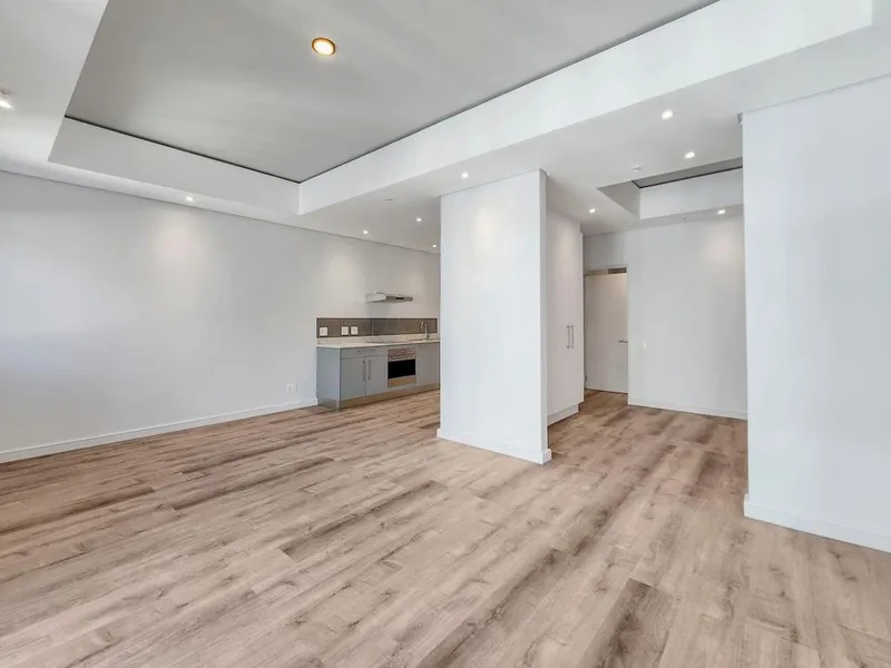 1 Bedroom Apartment / flat for sale in Foreshore