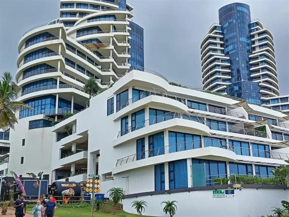 3 Bedroom Apartment / flat to rent in Umhlanga Central